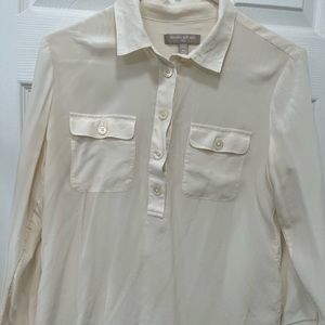 Banana republic cream/white collared button down blouse